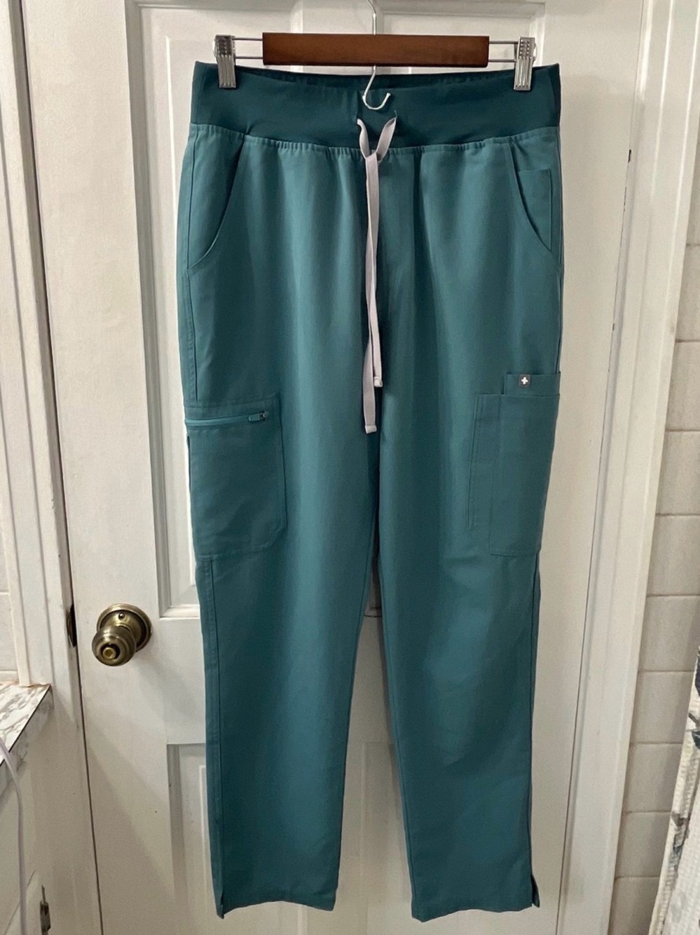 FIGS Yola High Waisted Scrub Pants Hydrogreen M women